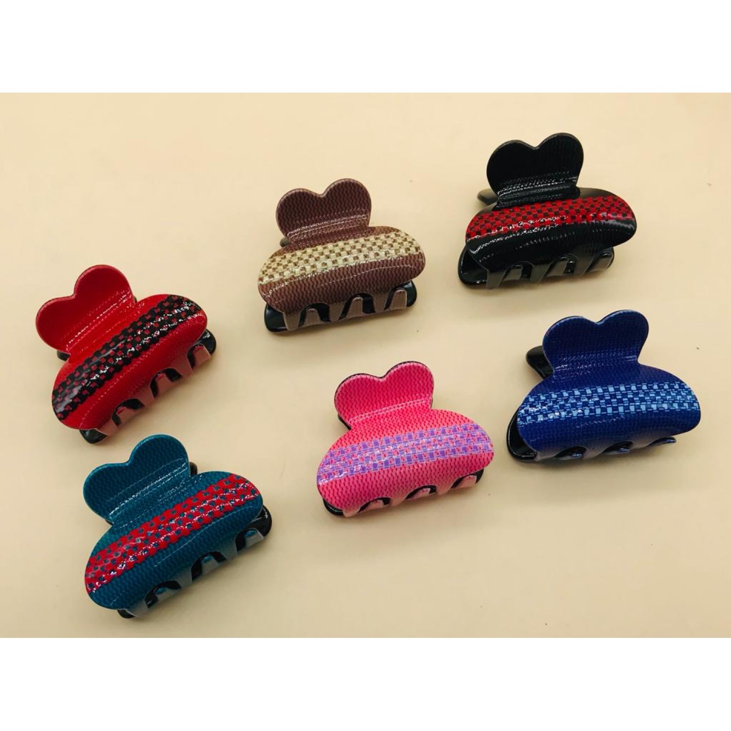 Fashion Alley Hair Claw ( Pack of 12 ) Fashion Alley Hair Claw ( Pack of 12 )