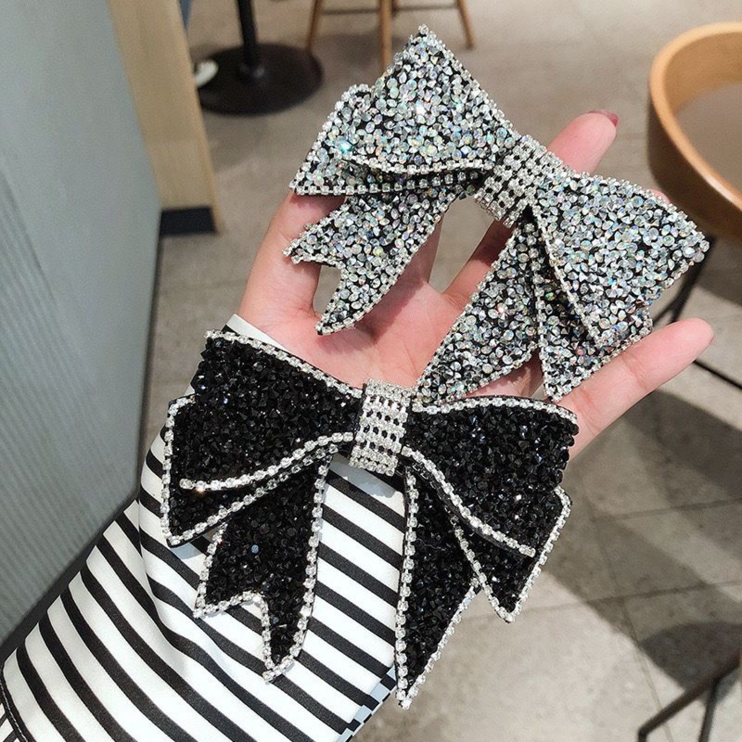 Fashion Alley Bow Back Clip For Women Pack Of 12 Pc