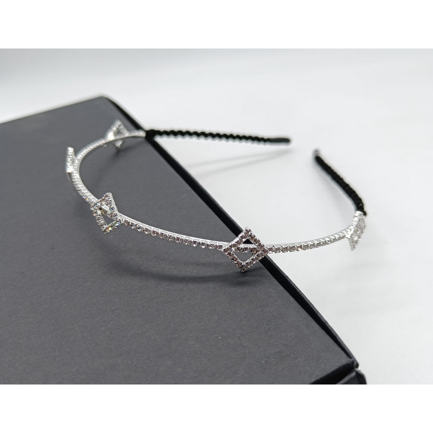 Fashion Alley AD Stone Metal Hair Band [Pack Of 12]