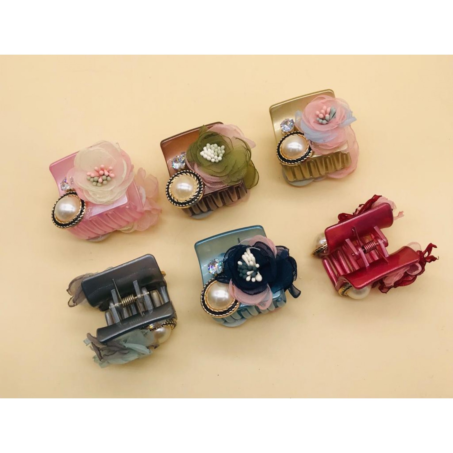 Fashion Alley Korean Hair Claw ( Pack of 6 pc )   Fashion Alley Korean Hair Claw ( Pack of 6 pc )